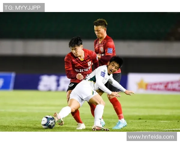 延边足球明星崔仁的成长历程与对中国足球的影响分析